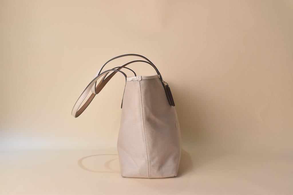 Coach City Tote – Chalk/Light Khaki