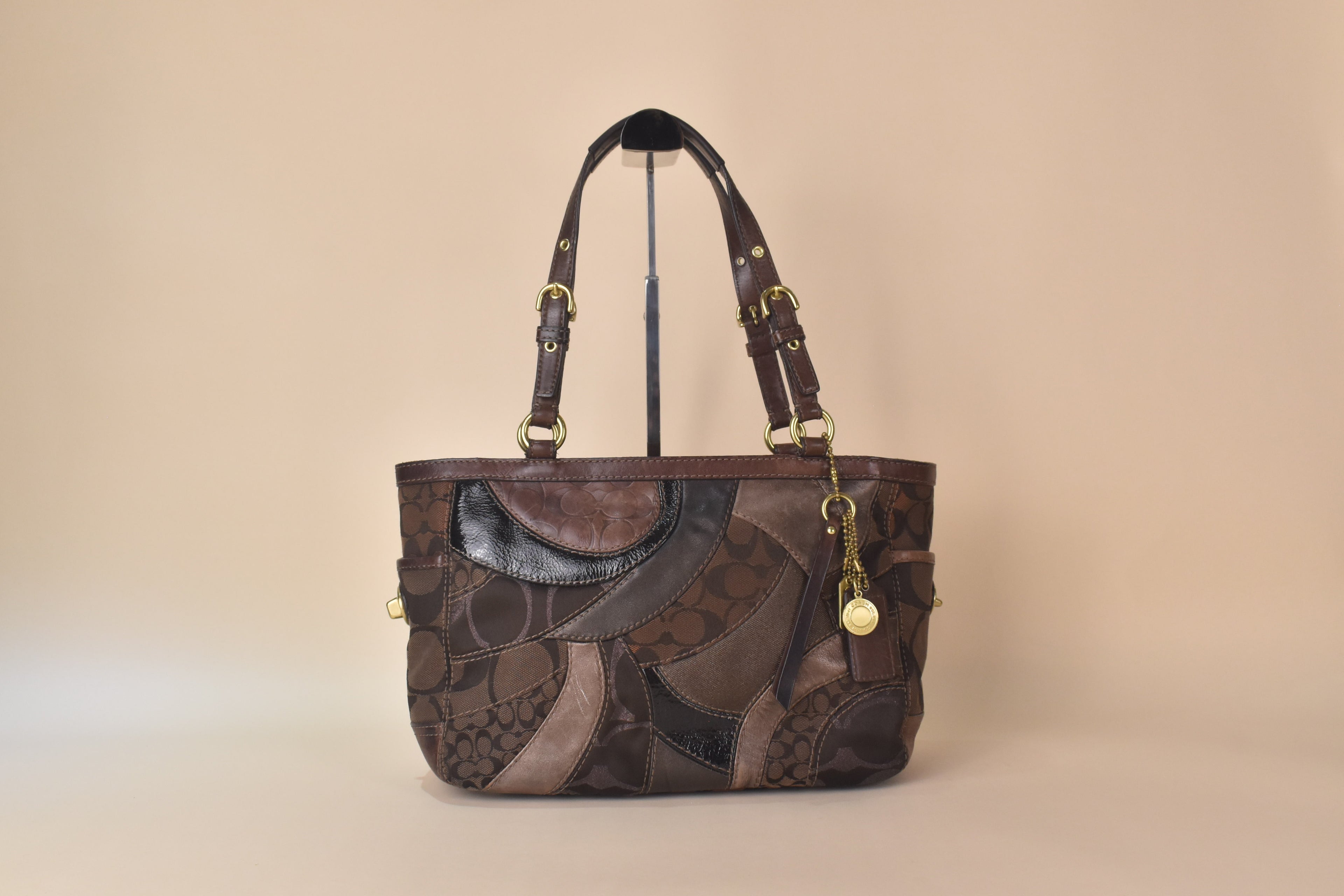 Coach Signature Turnlock Patchwork Tote – Choco Brown