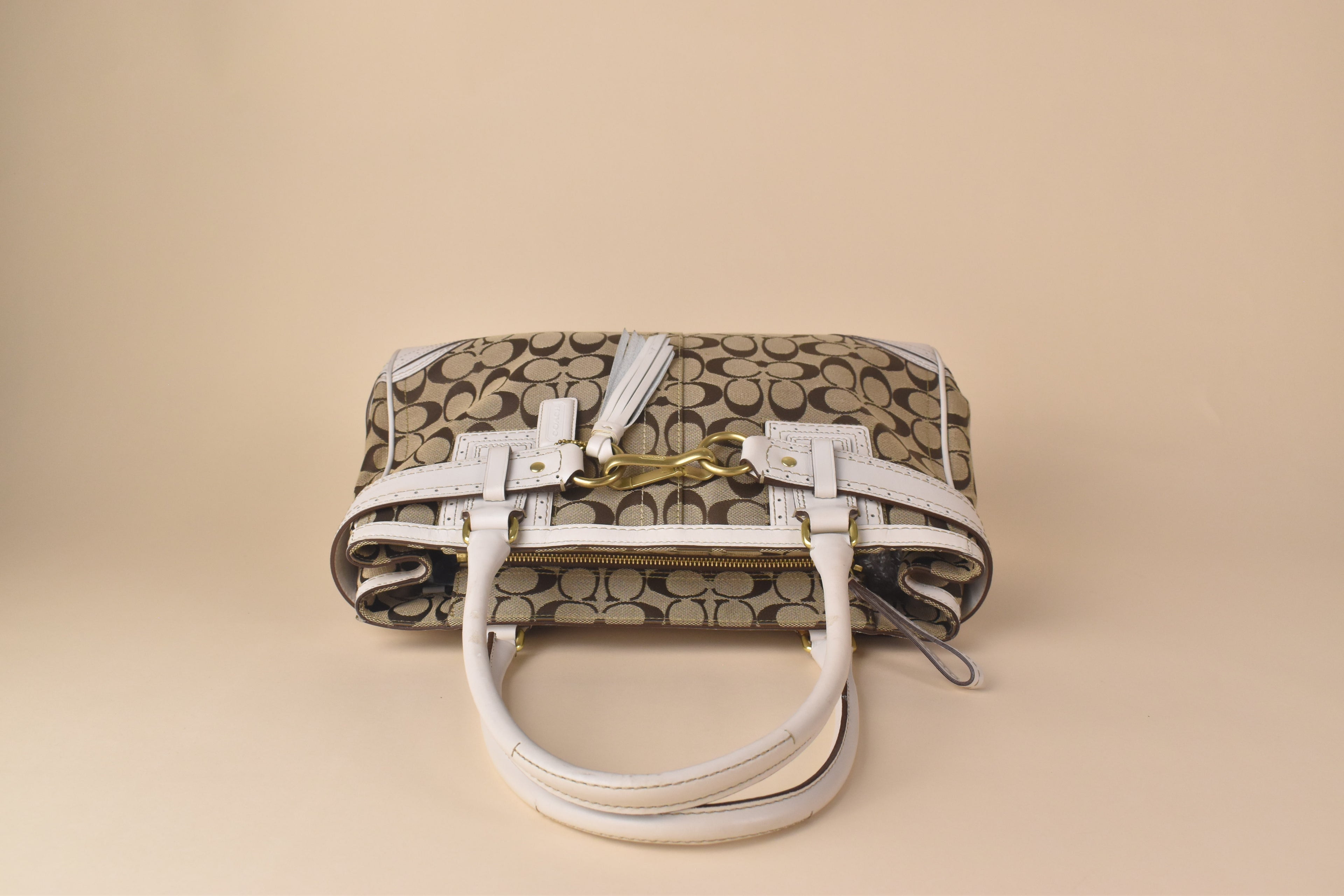 Coach Signature Hampton Carryall – Khaki/White