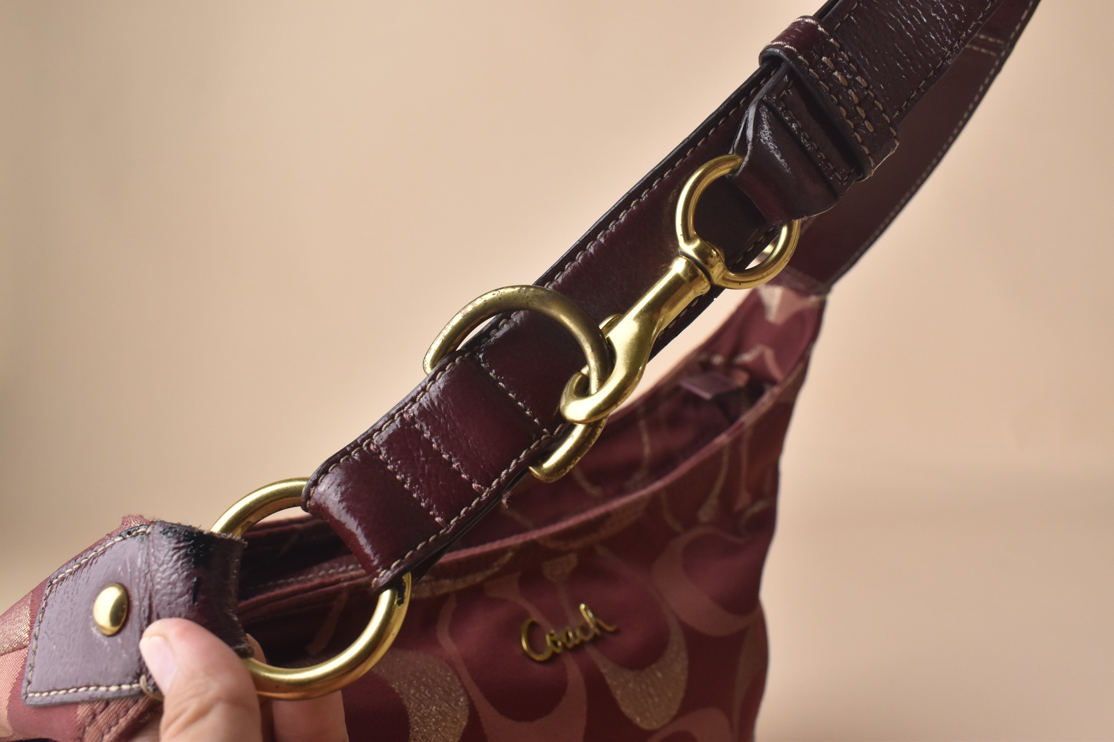 Coach Signature Lurex Convertible Hobo – Burgundy Metallic
