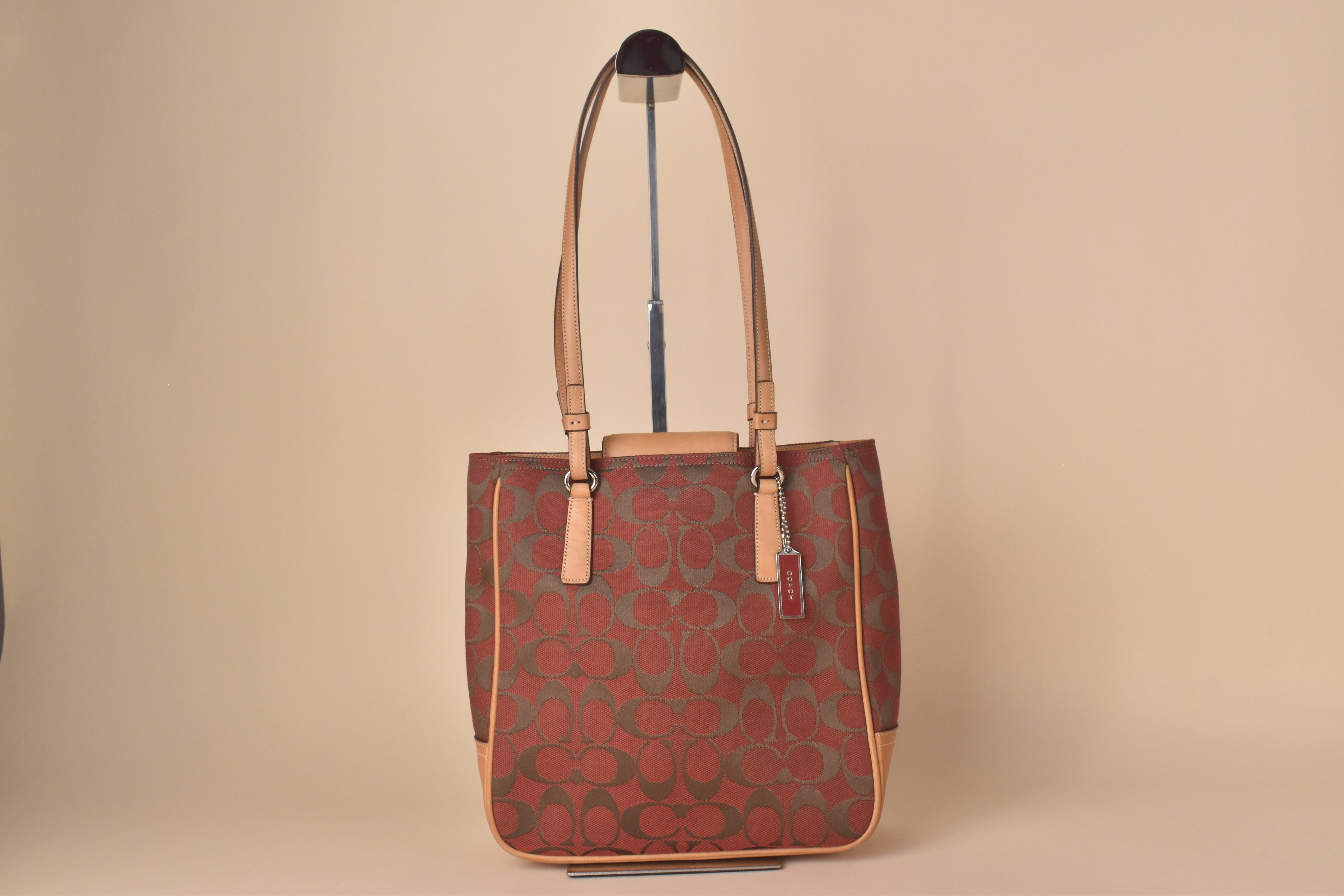 Coach Signature Tote – Rust Red