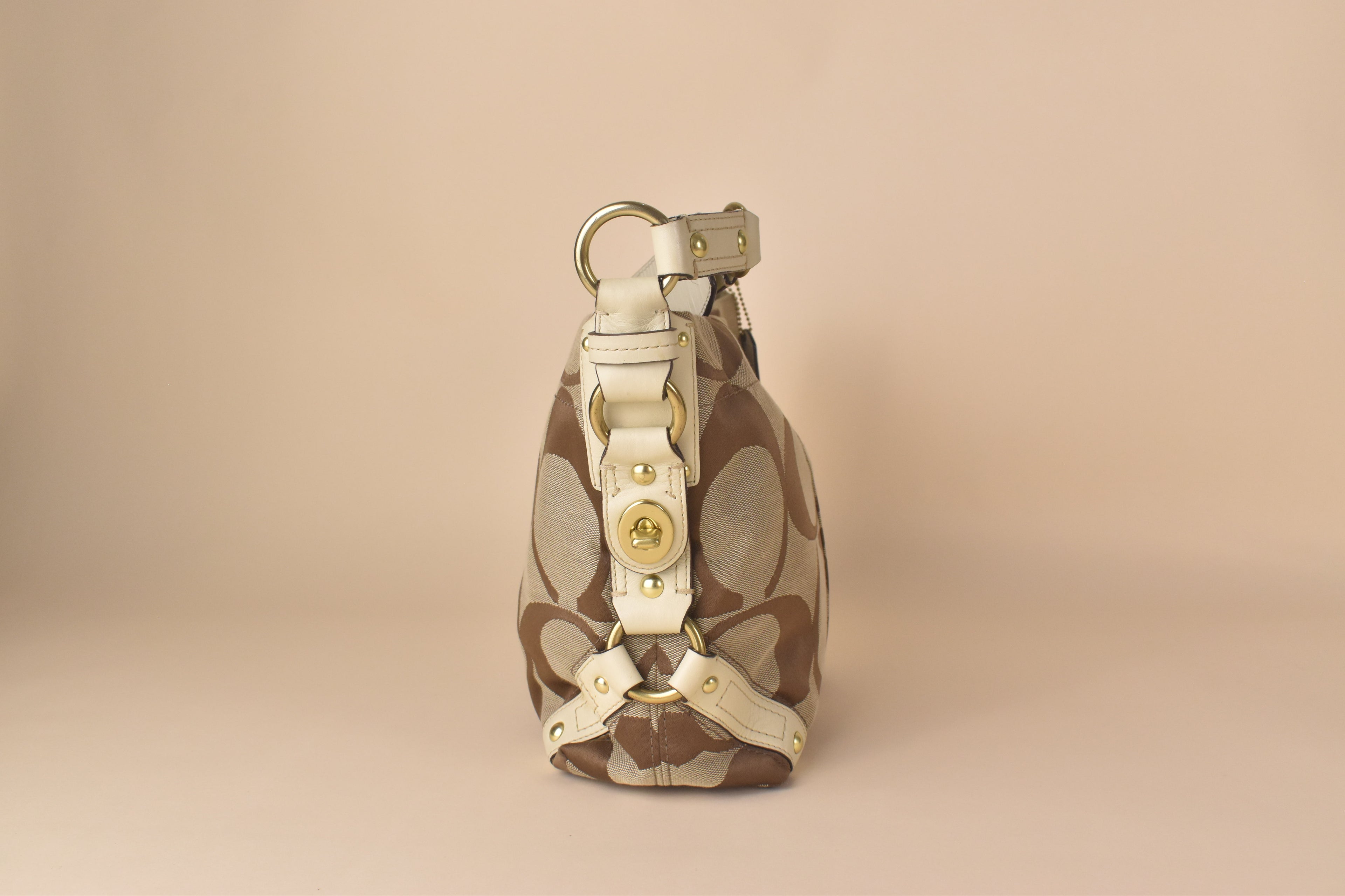 Coach Signature Carly Large Hobo – White&nbsp;