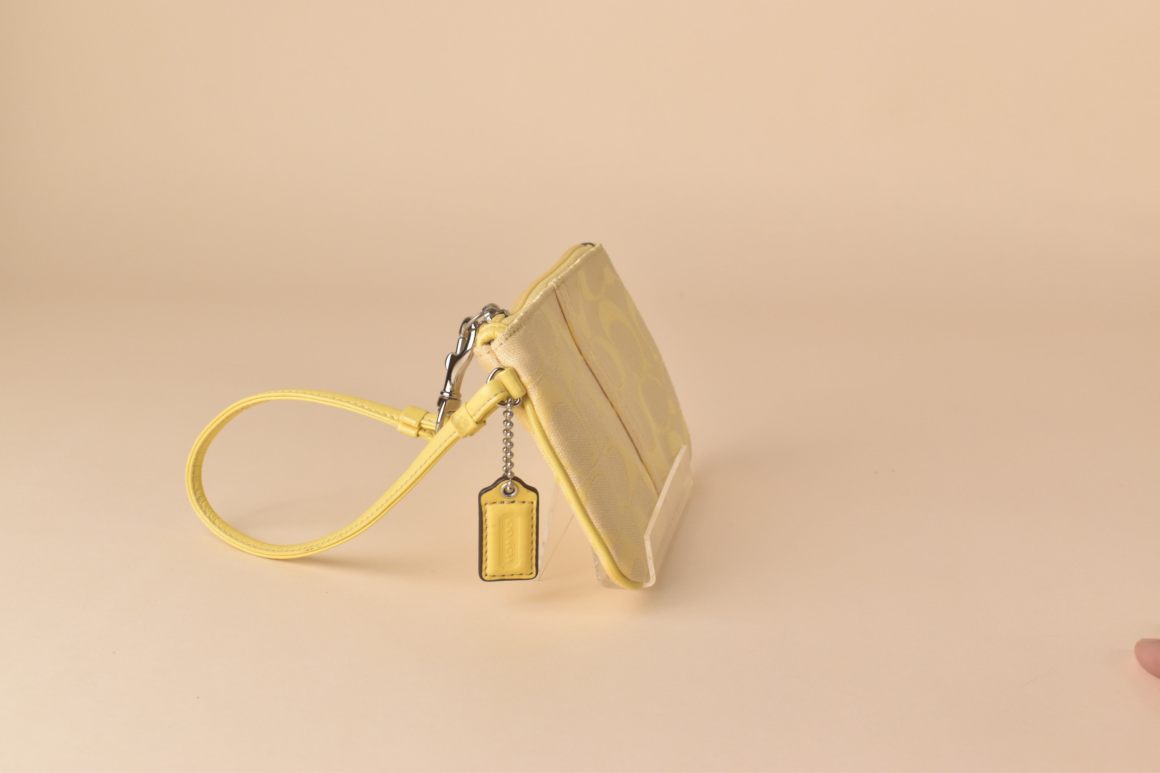 Coach Signature Mini Pouch/Wrislet - Yellow