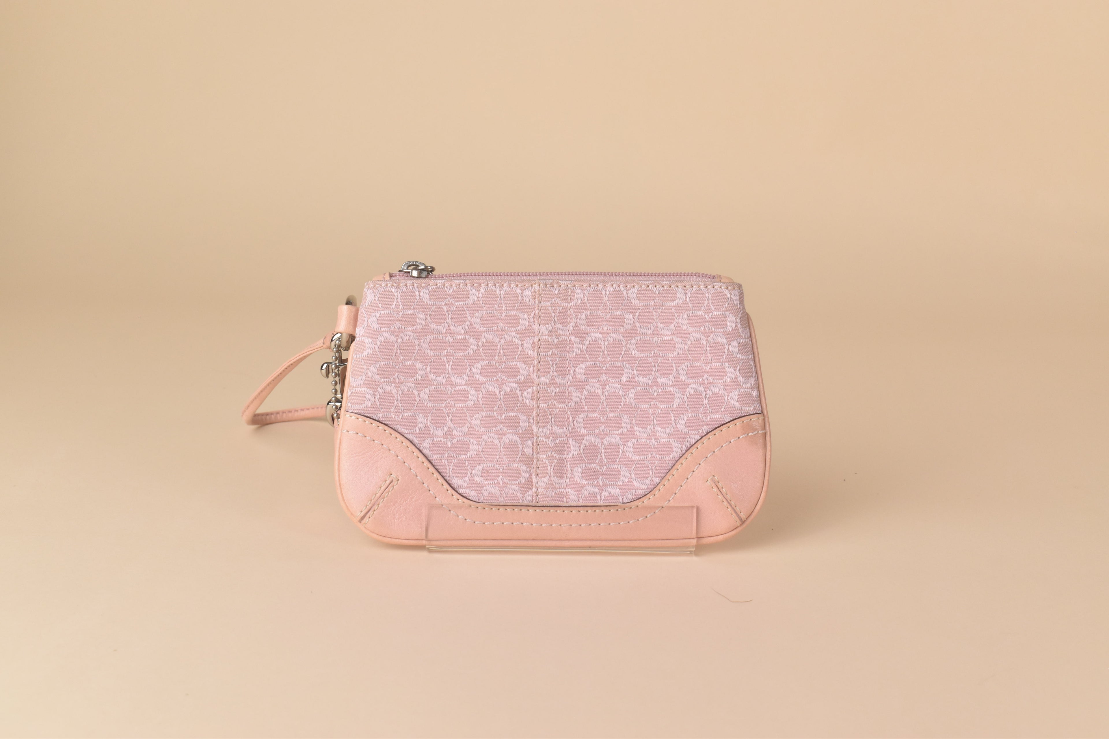 Coach Signature Wrislet - Baby Pink
