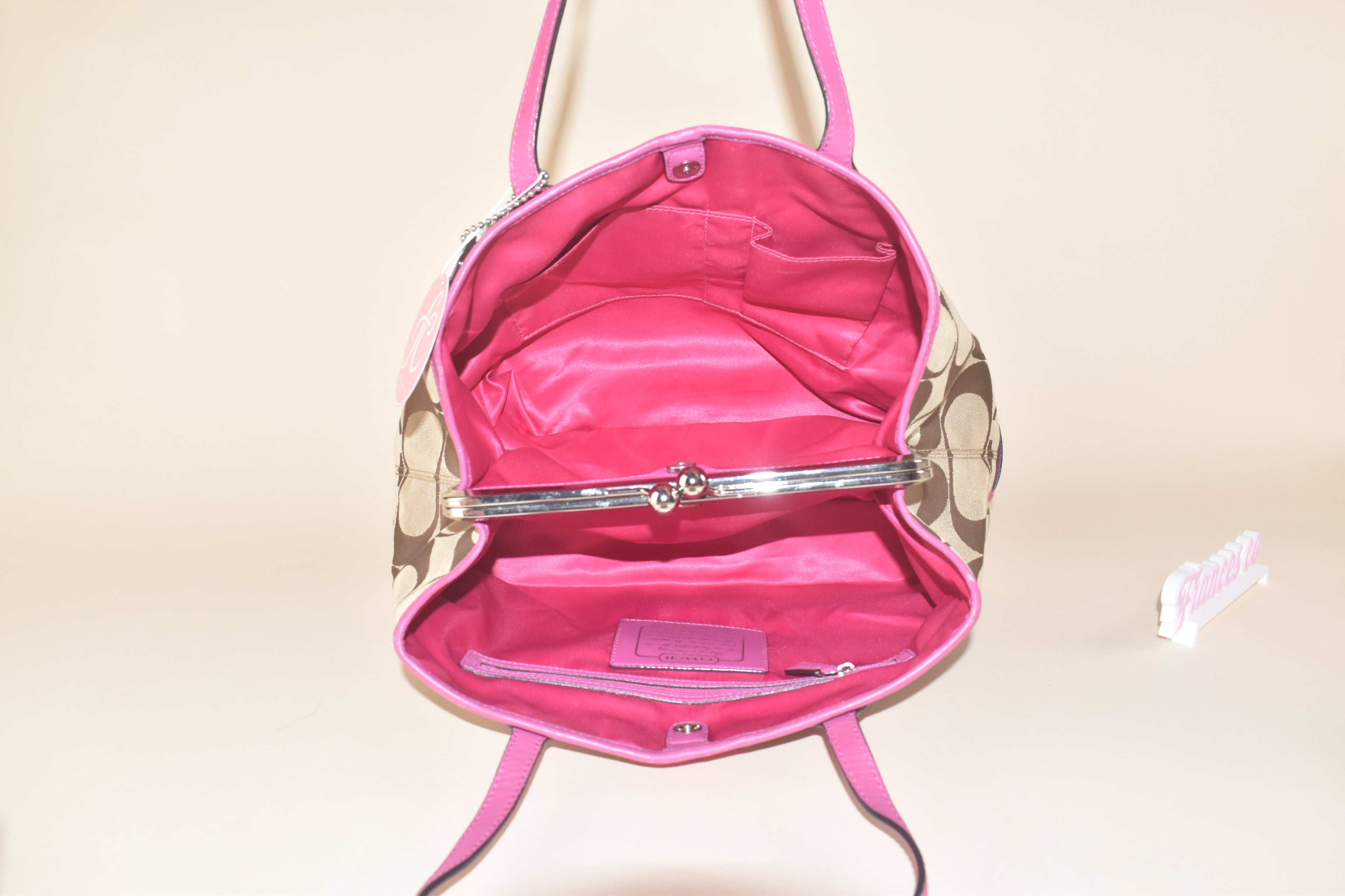 Coach Signature Stripe Kisslock Tote – Khaki/Pink