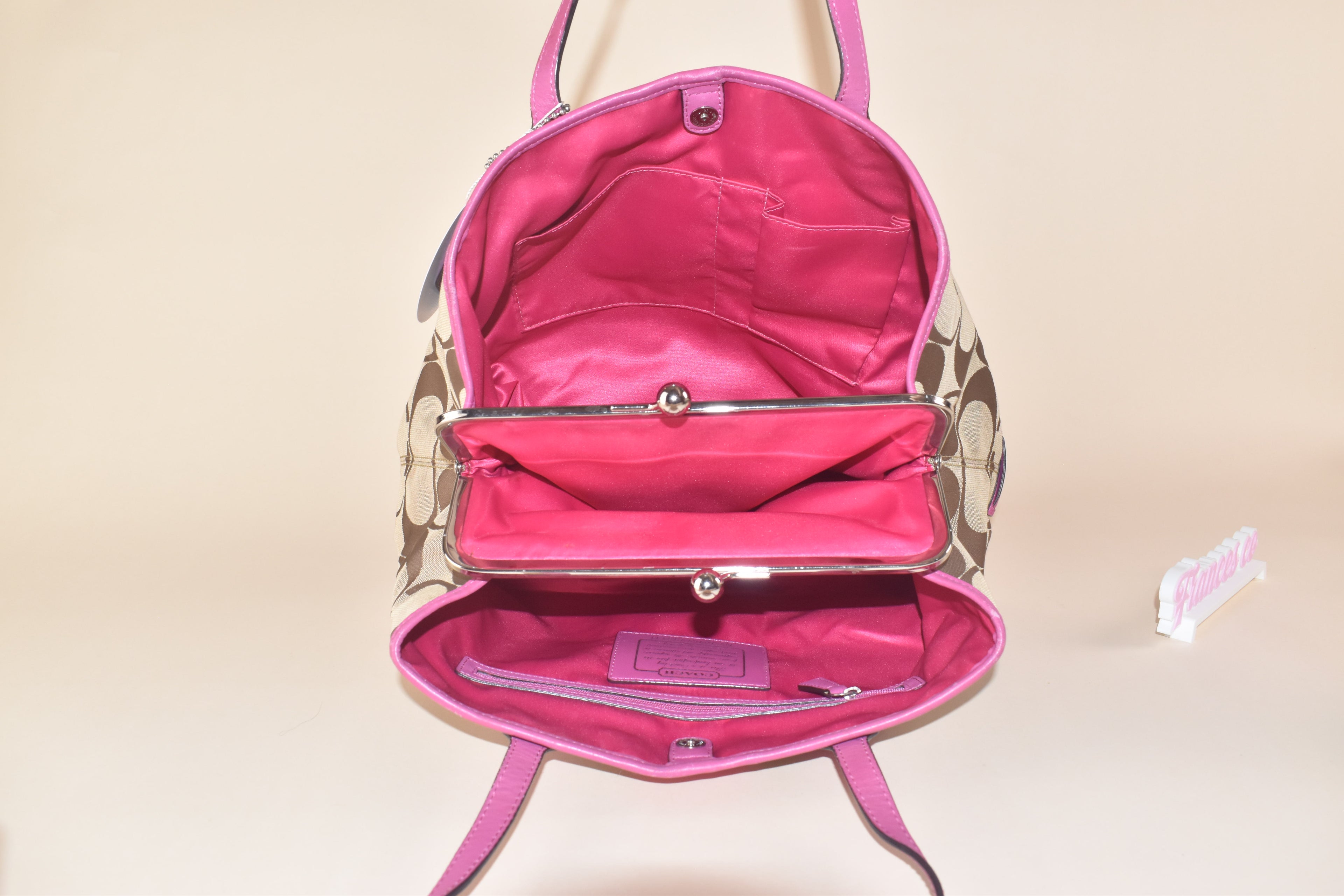 Coach Signature Stripe Kisslock Tote – Khaki/Pink