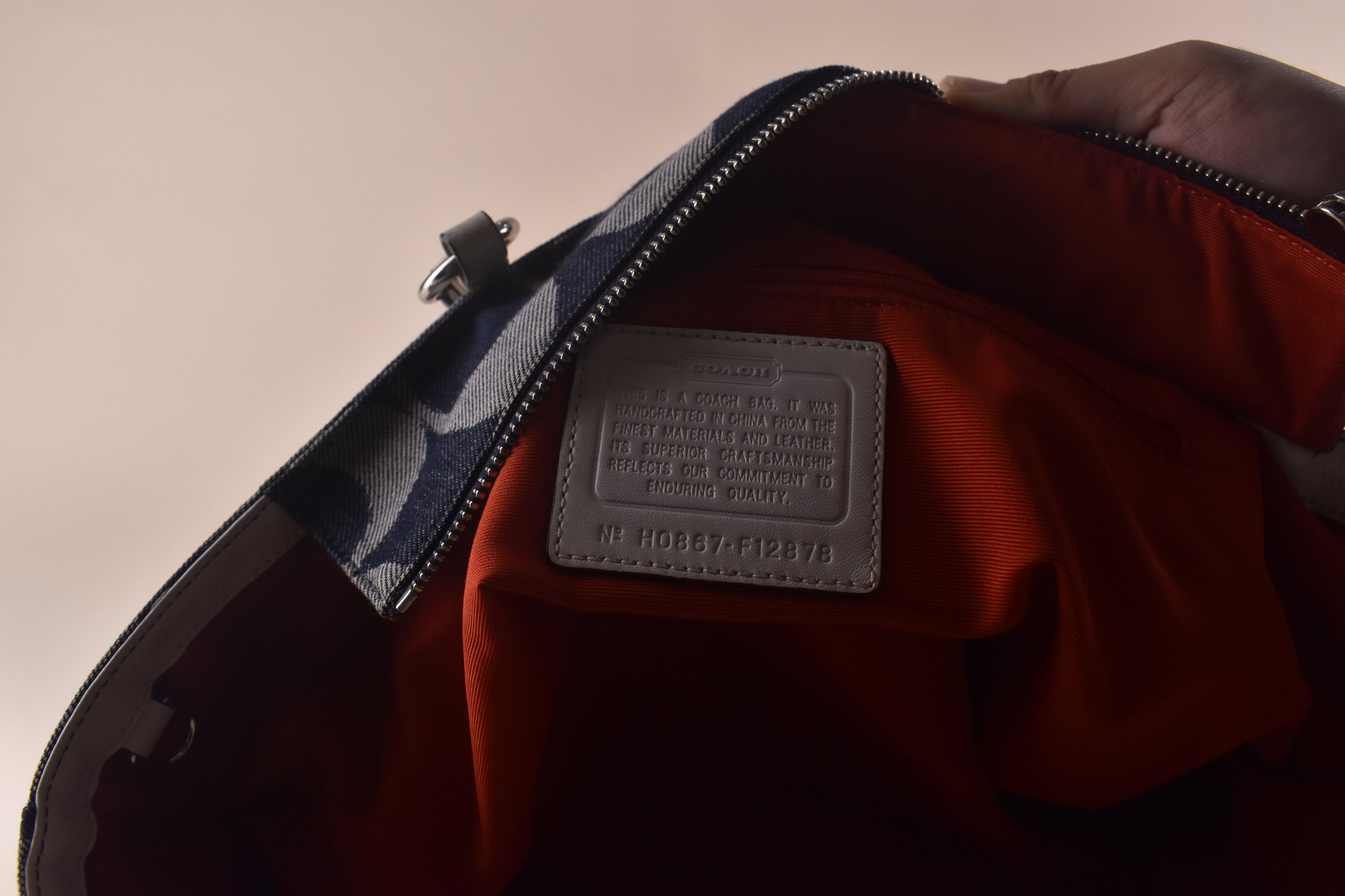 Coach Signature Denim Gallery Tote – Navy/White