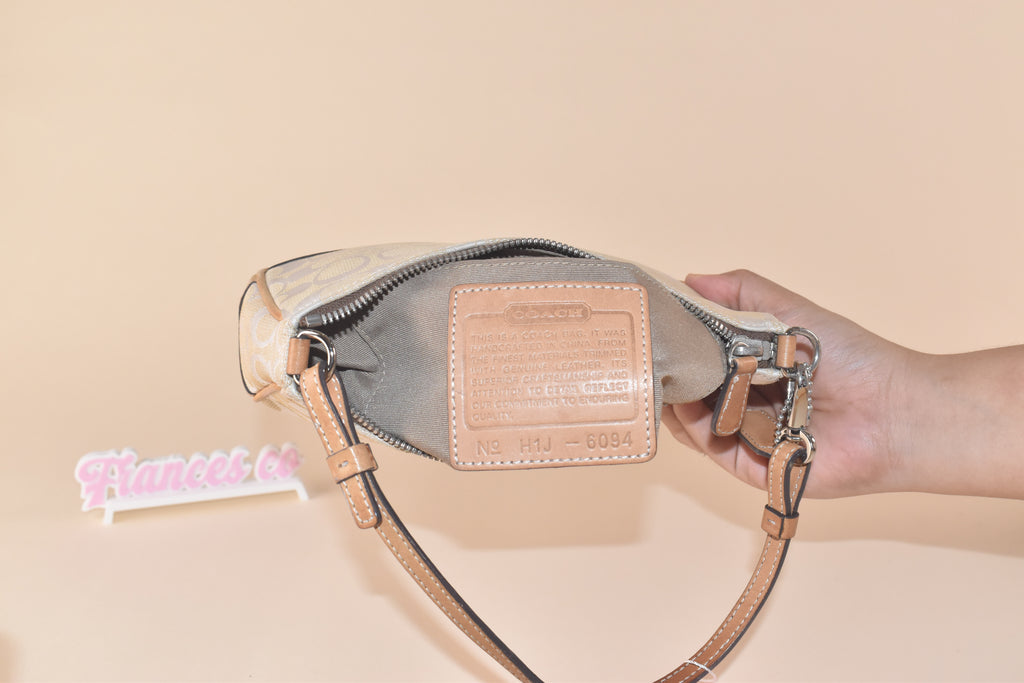 Coach Signature Demi Pochette - Light Khaki