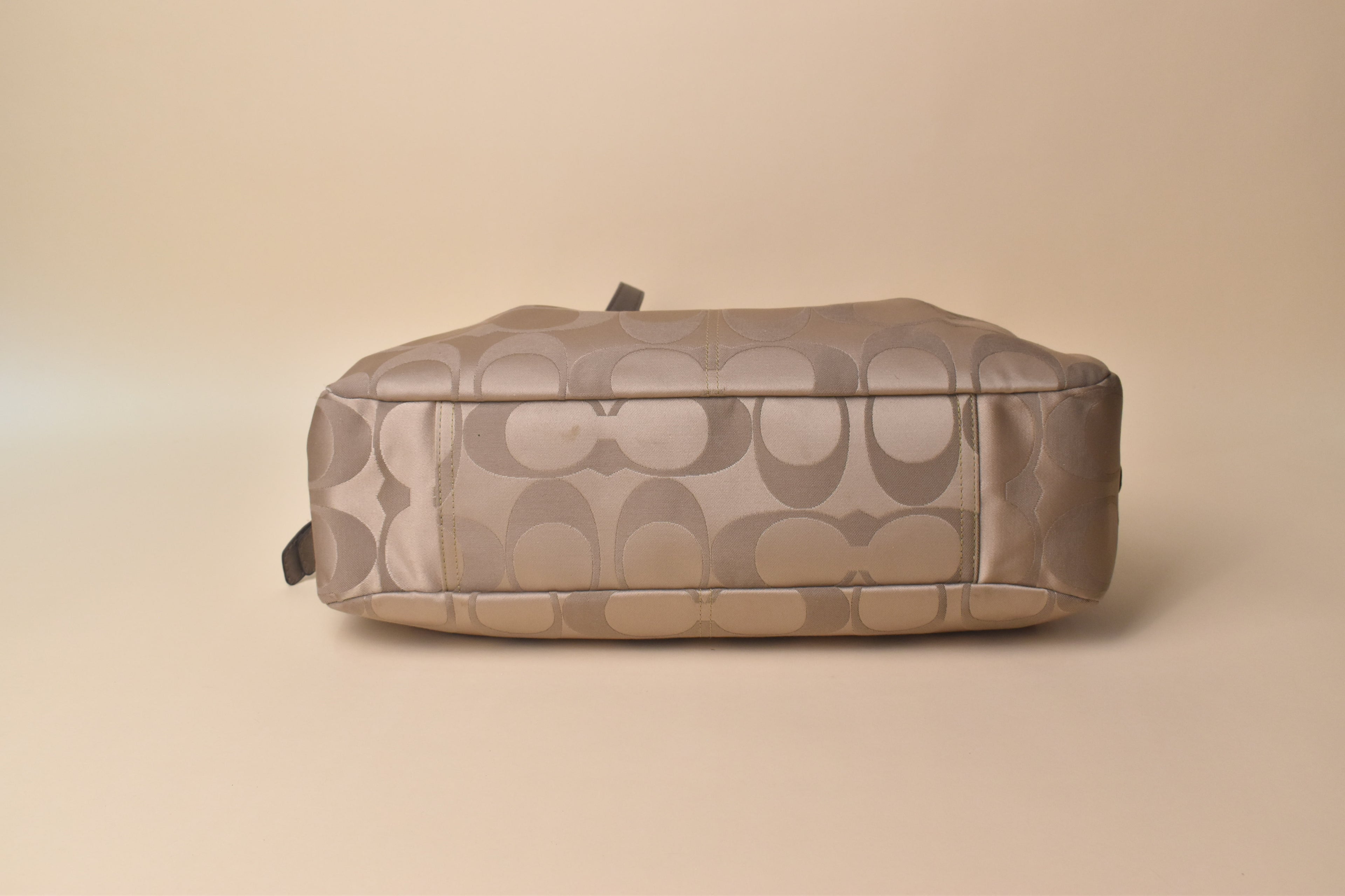 Coach Lexi Signature Hobo Satchel – Champagne/Taupe