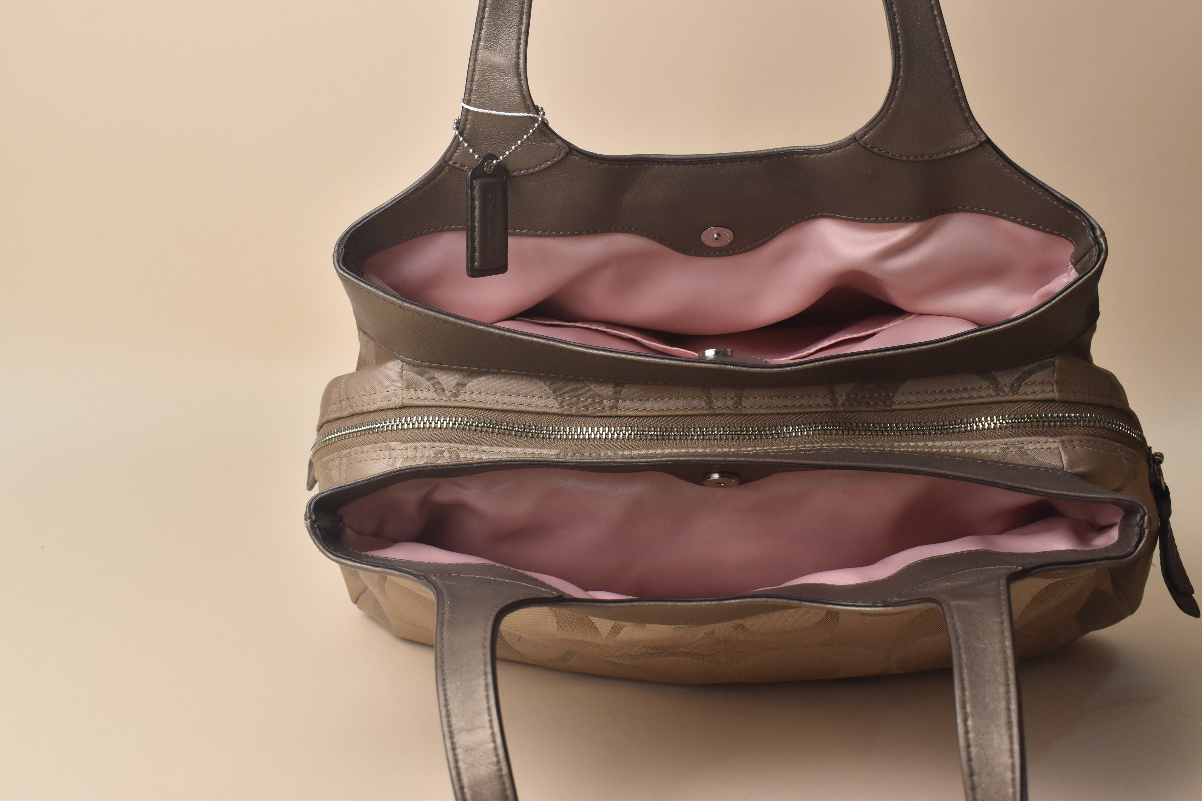 Coach Lexi Signature Hobo Satchel – Champagne/Taupe