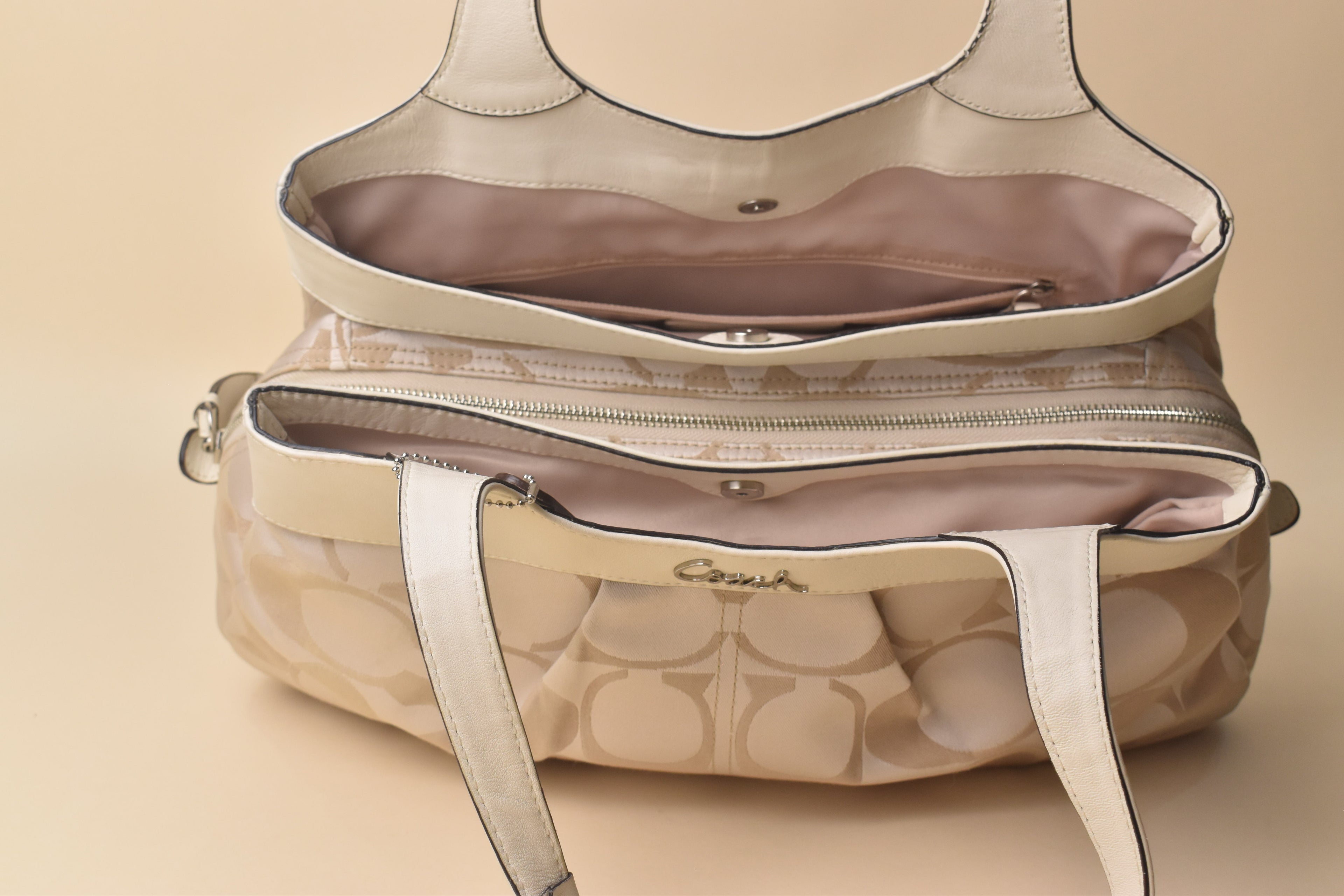 Coach Lexi Signature Hobo Satchel – Ivory/Champagne