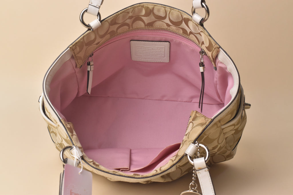 Coach Signature Gallery Turnlock Tote – Khaki/Ivory