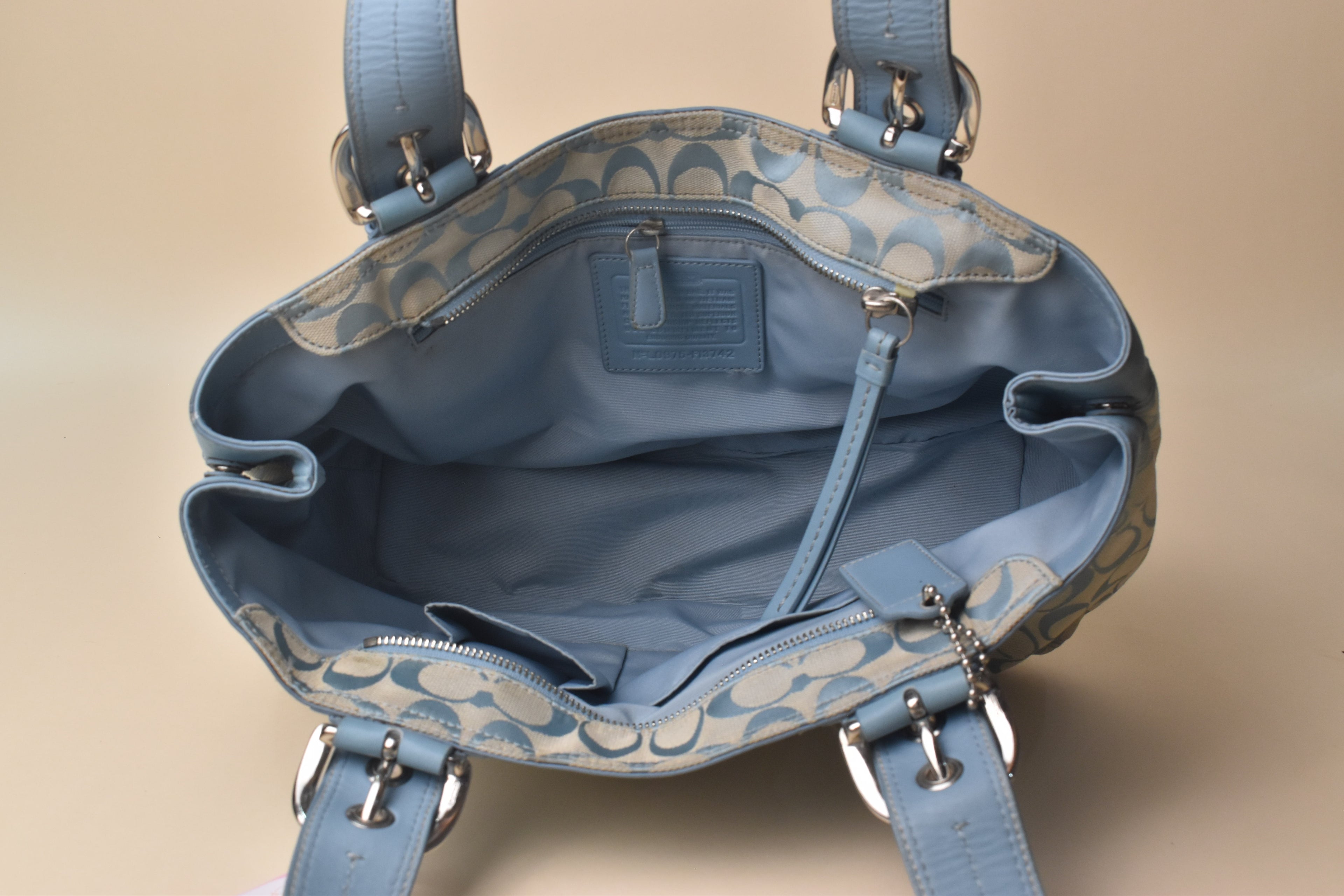 Coach Signature Soho Pleated Tote – Baby Blue
