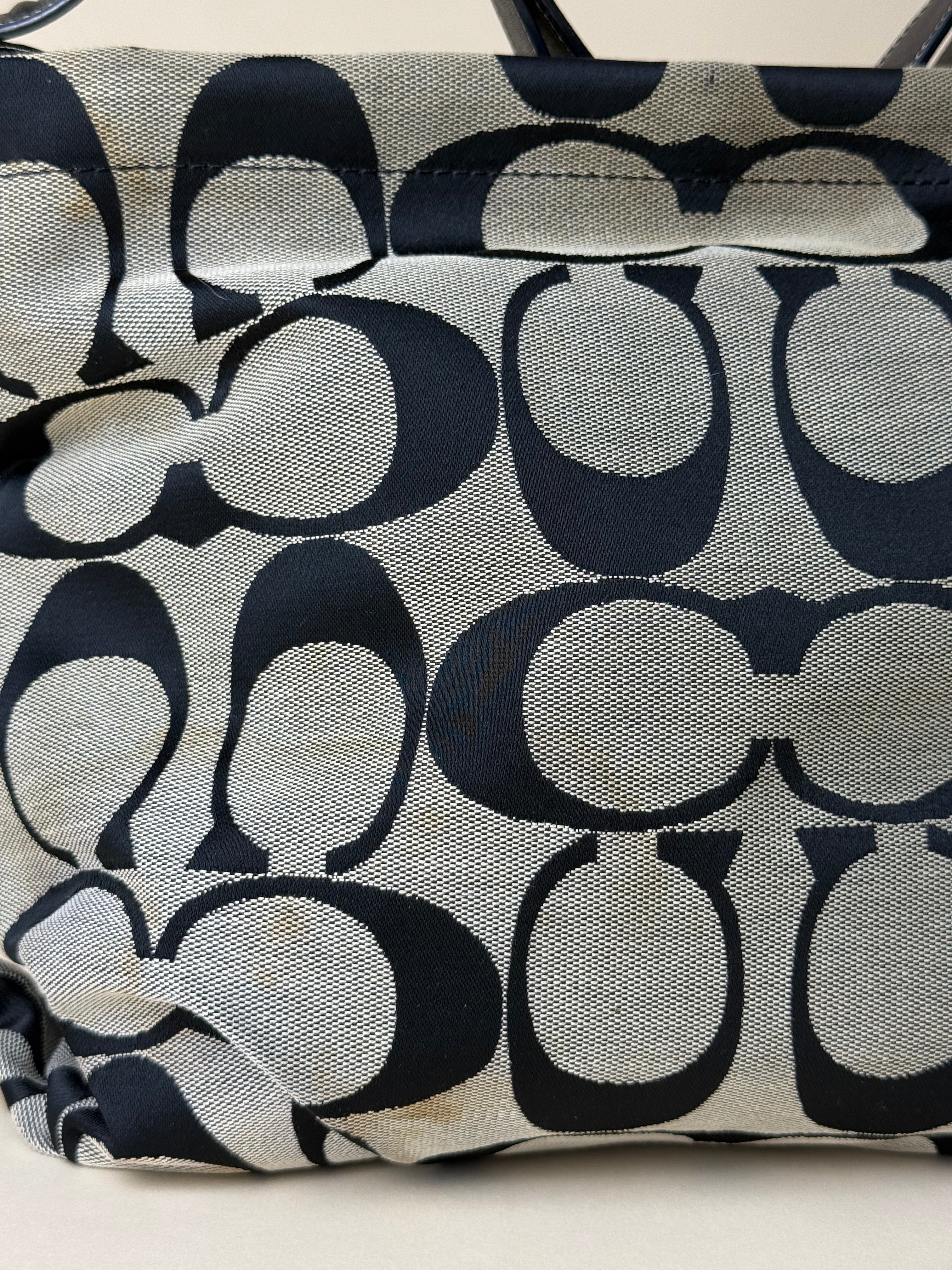 Coach Hobo in Signature Jacquard 2WAY black gray