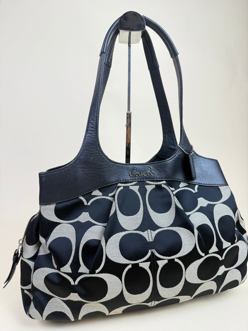 Coach Signature Multifunction Lexi Tote - Black/White