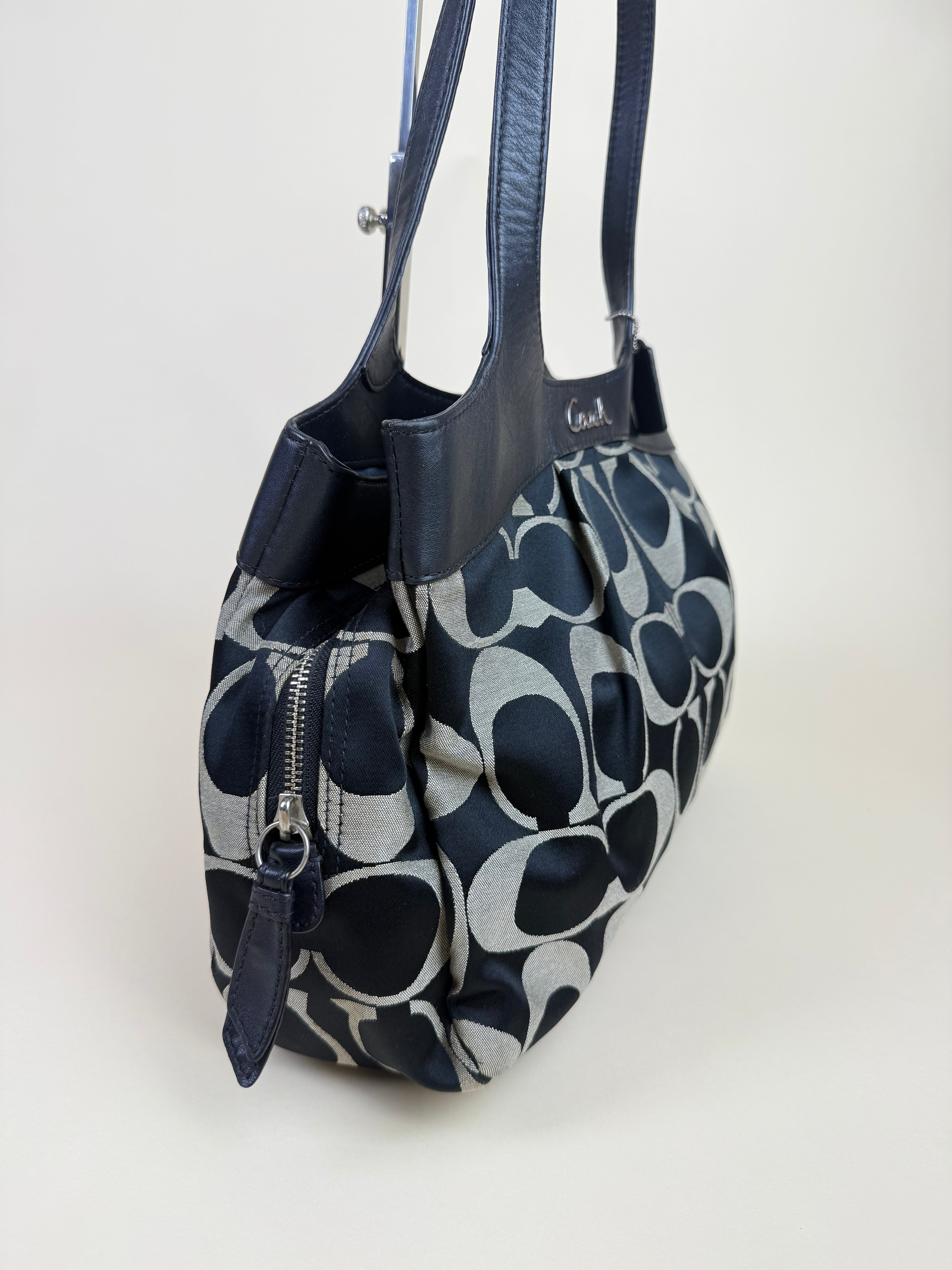 Coach Signature Multifunction Lexi Tote - Black/White