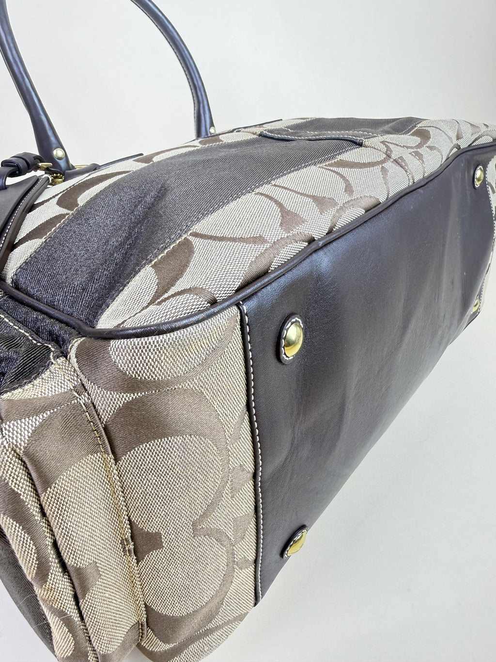 Coach Signature Boston Duffle – Khaki/Brown