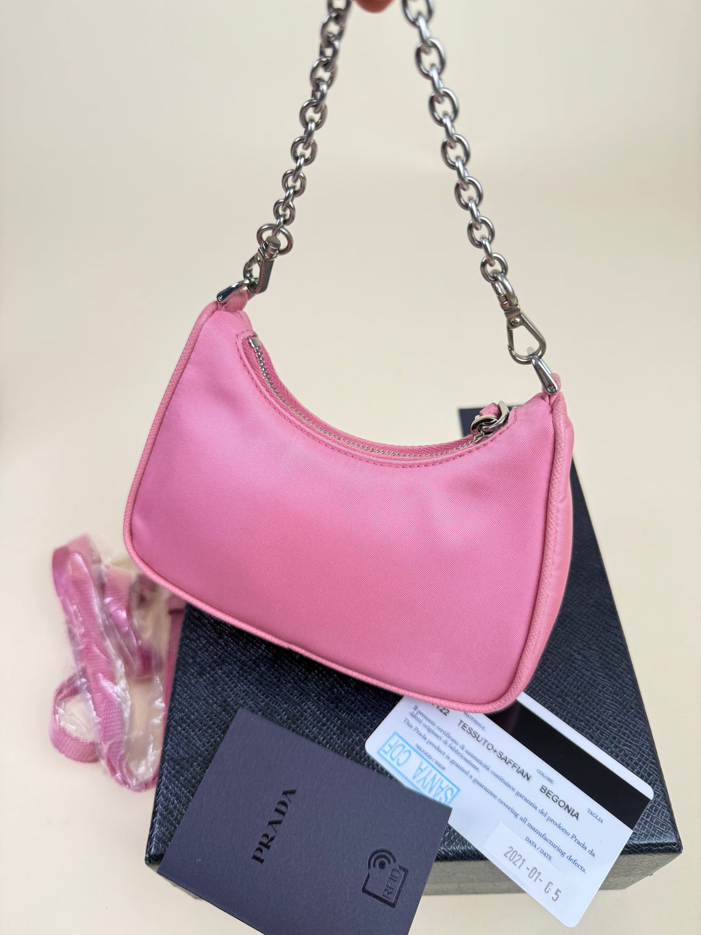 Prada Re-Edition Mini Hobo - Begonia Pink