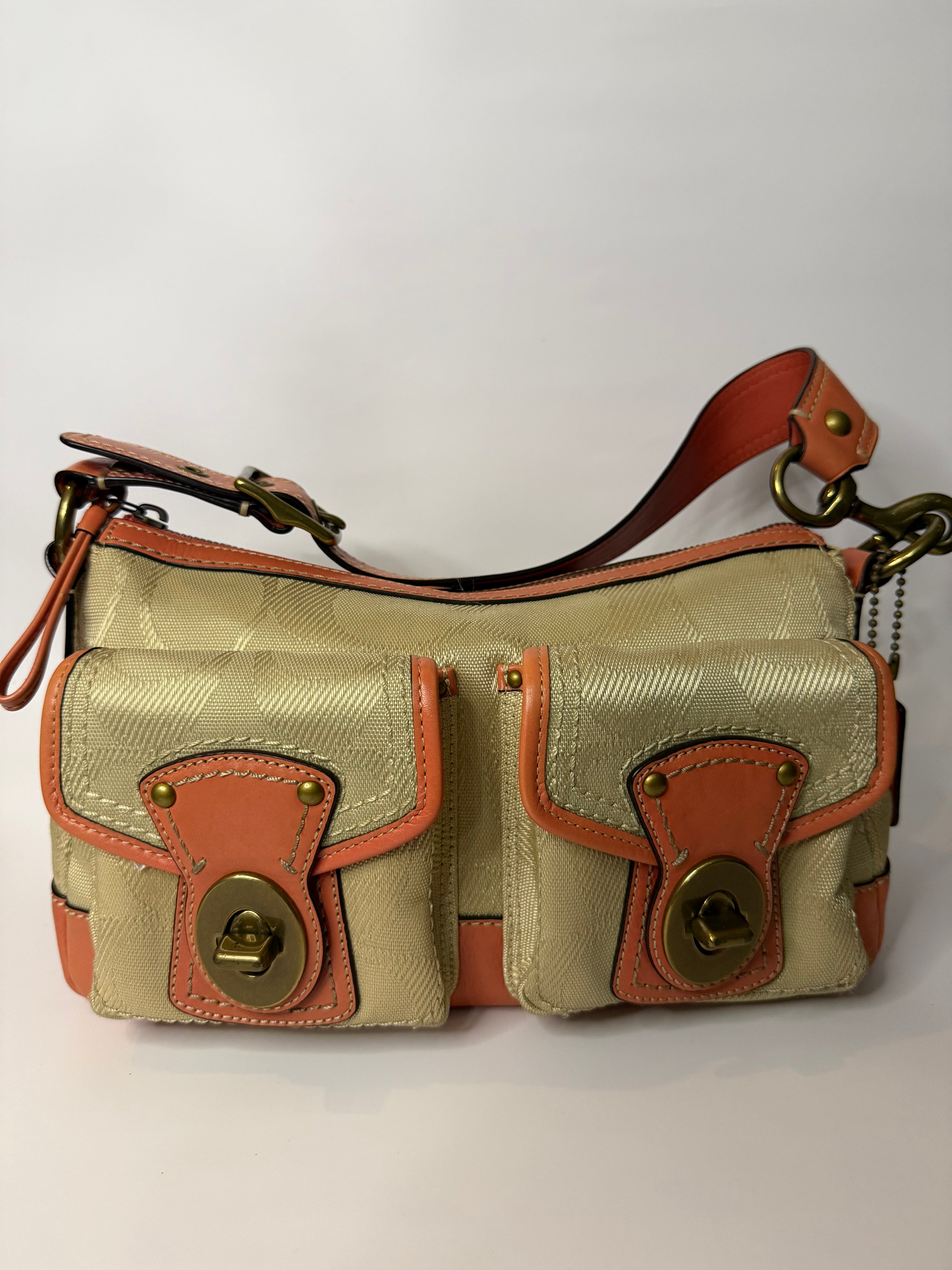 Coach Turnlock Twin Pocket in Peach
