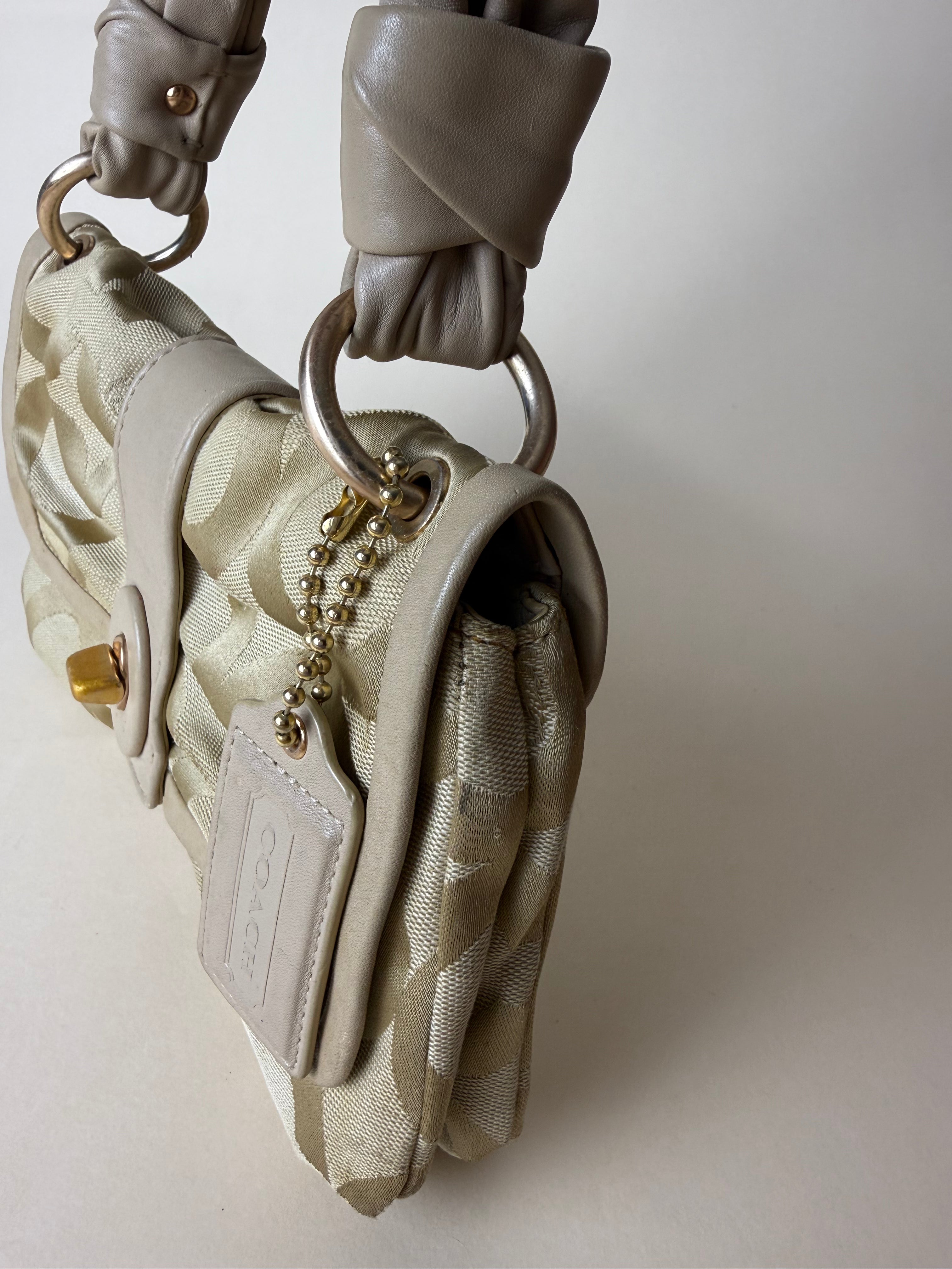 Coach Madison Op Art Bow Shoulder Bag - Champagne