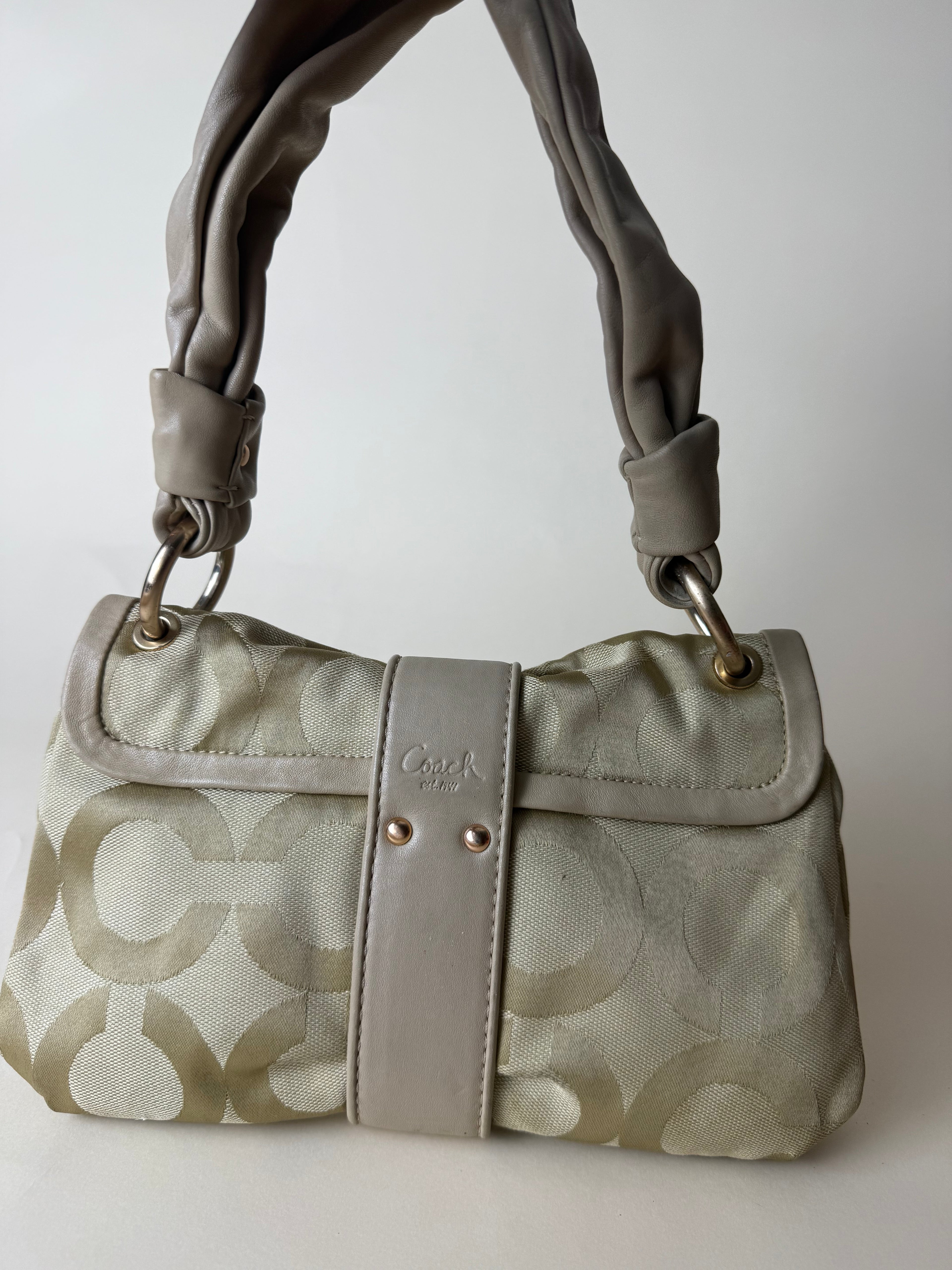 Coach Madison Op Art Bow Shoulder Bag - Champagne