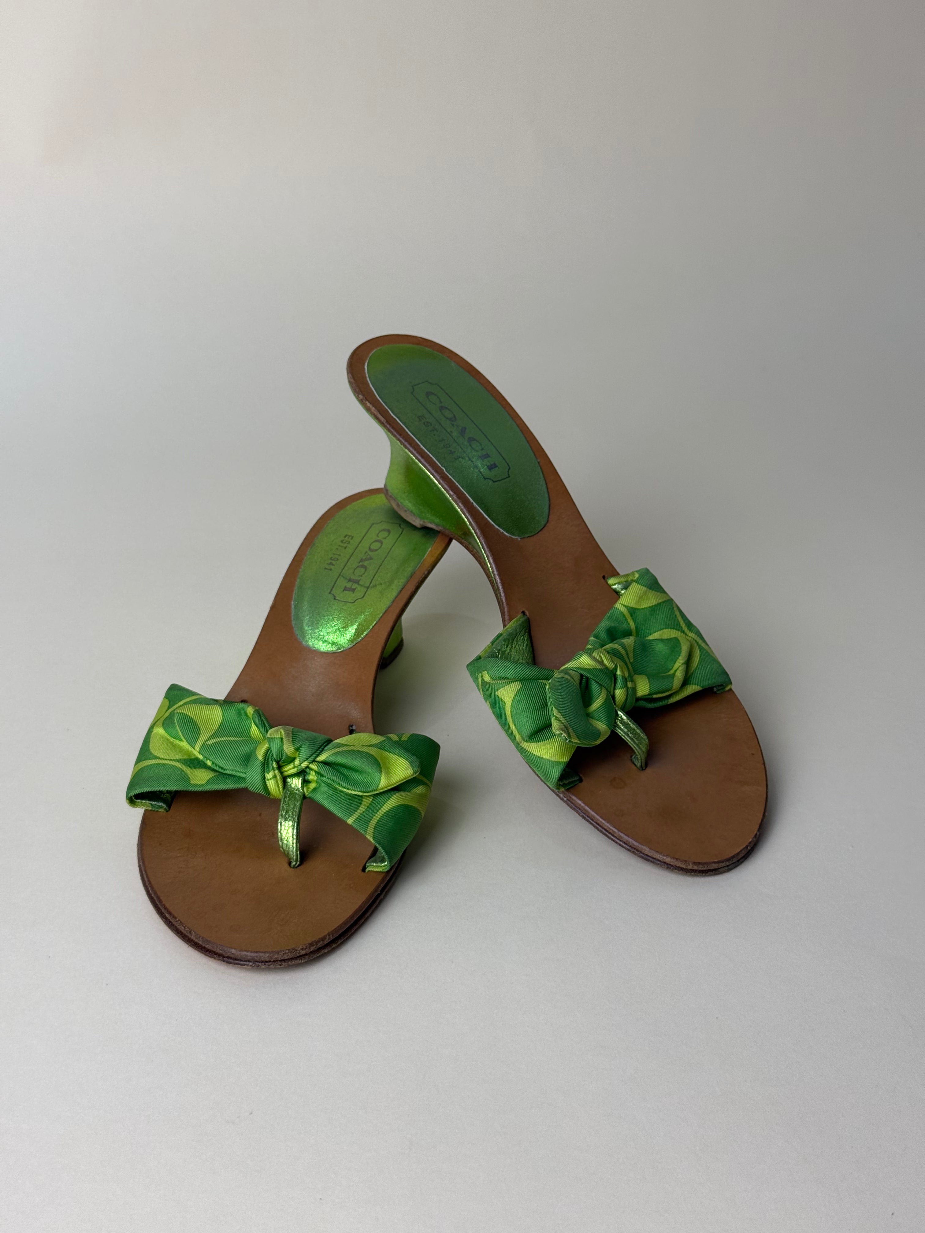 Coach Signature Bow Kitten Heel Sandals – Green