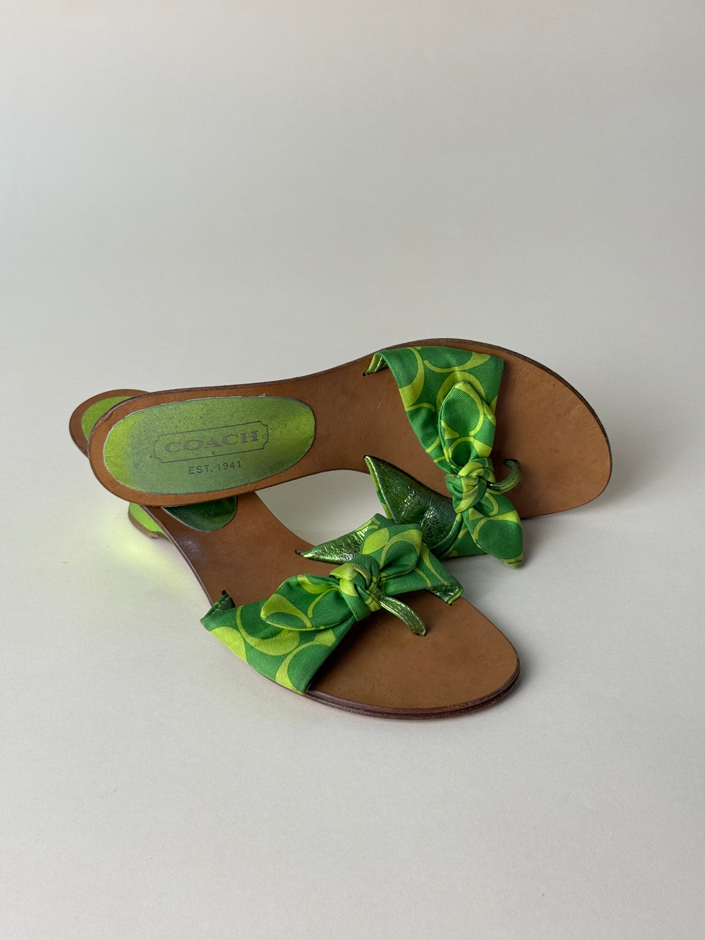 Coach Signature Bow Kitten Heel Sandals – Green