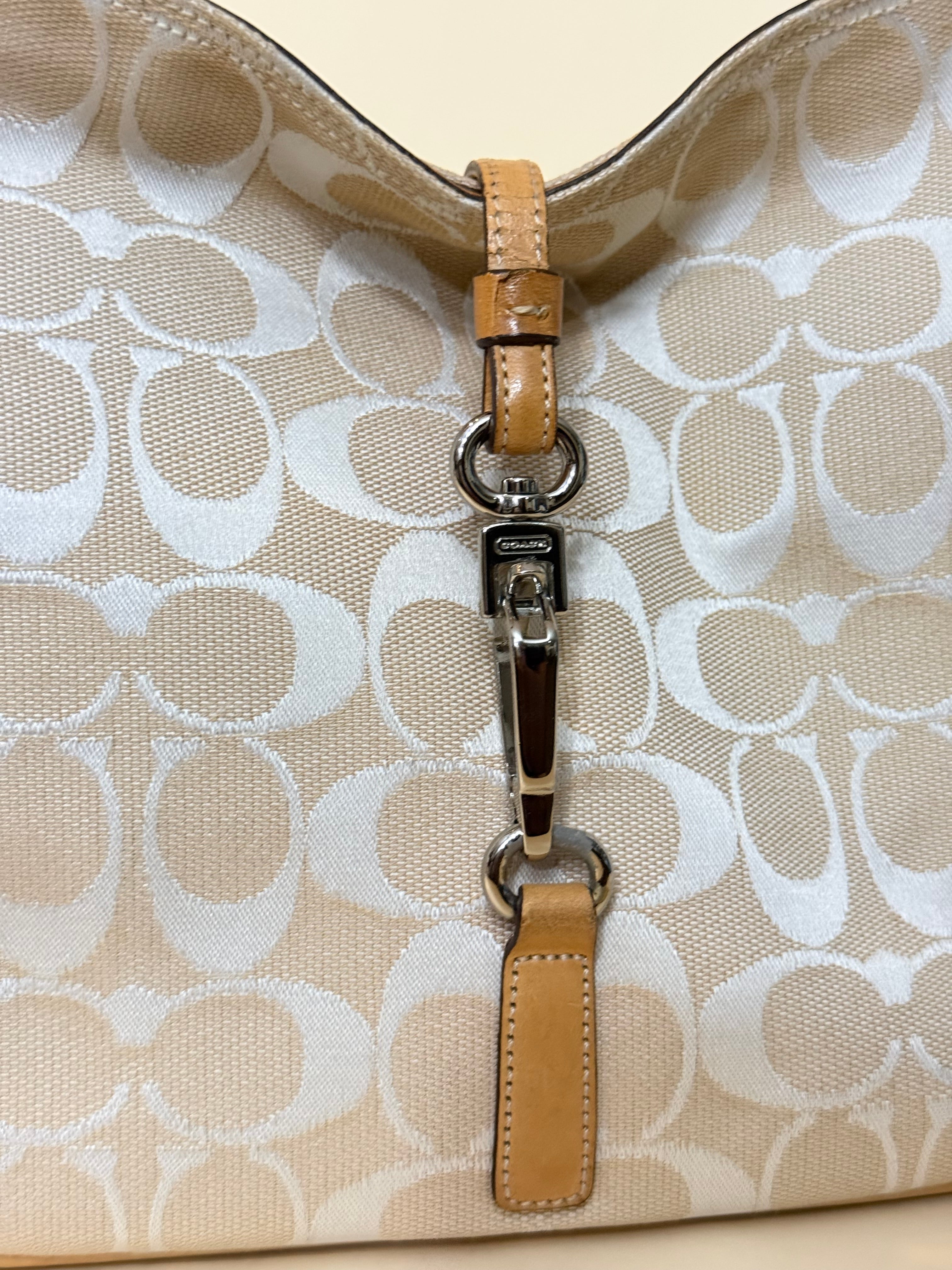 Coach Hampton Clip in Ivory/Cream