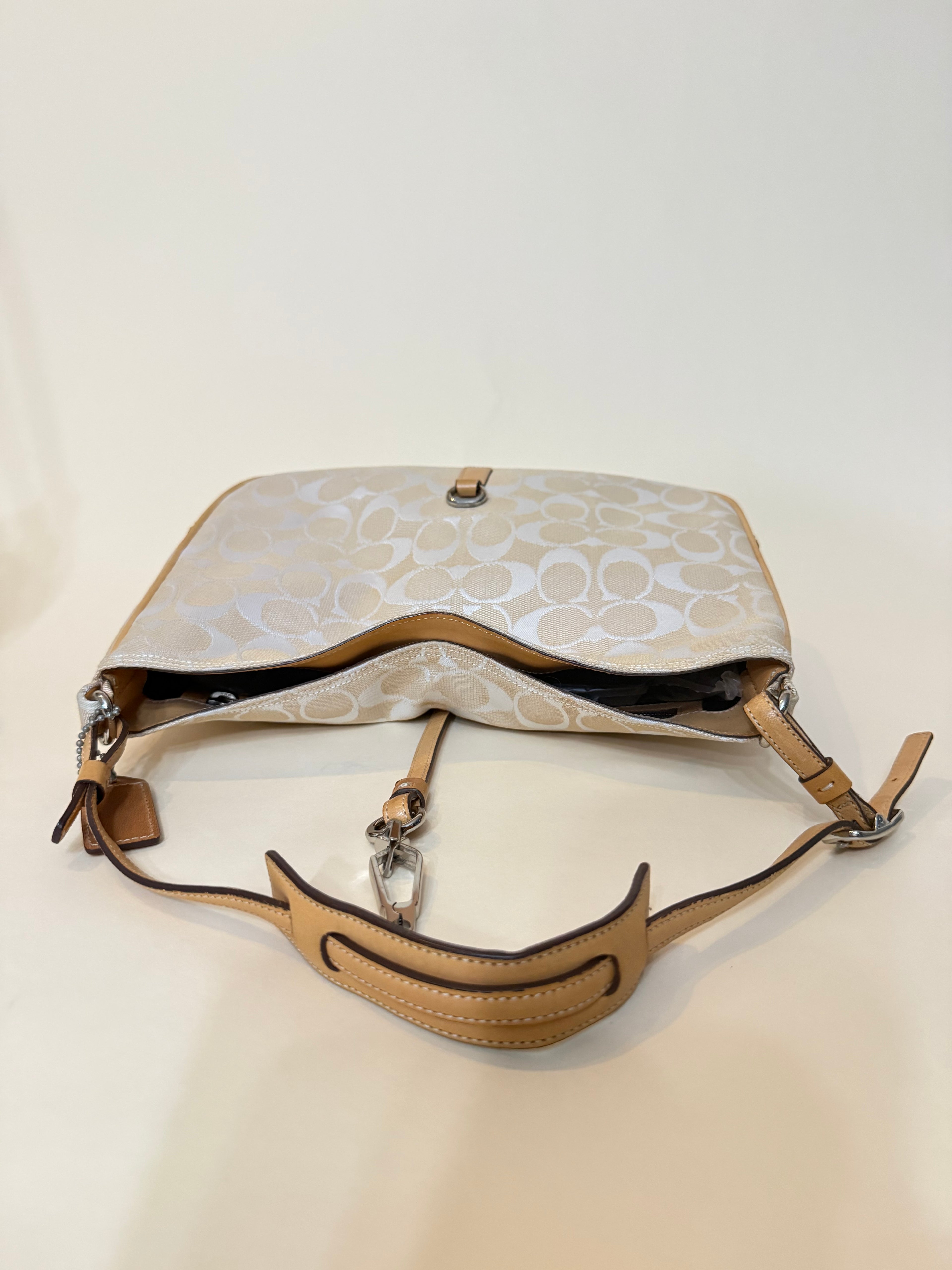 Coach Hampton Clip in Ivory/Cream