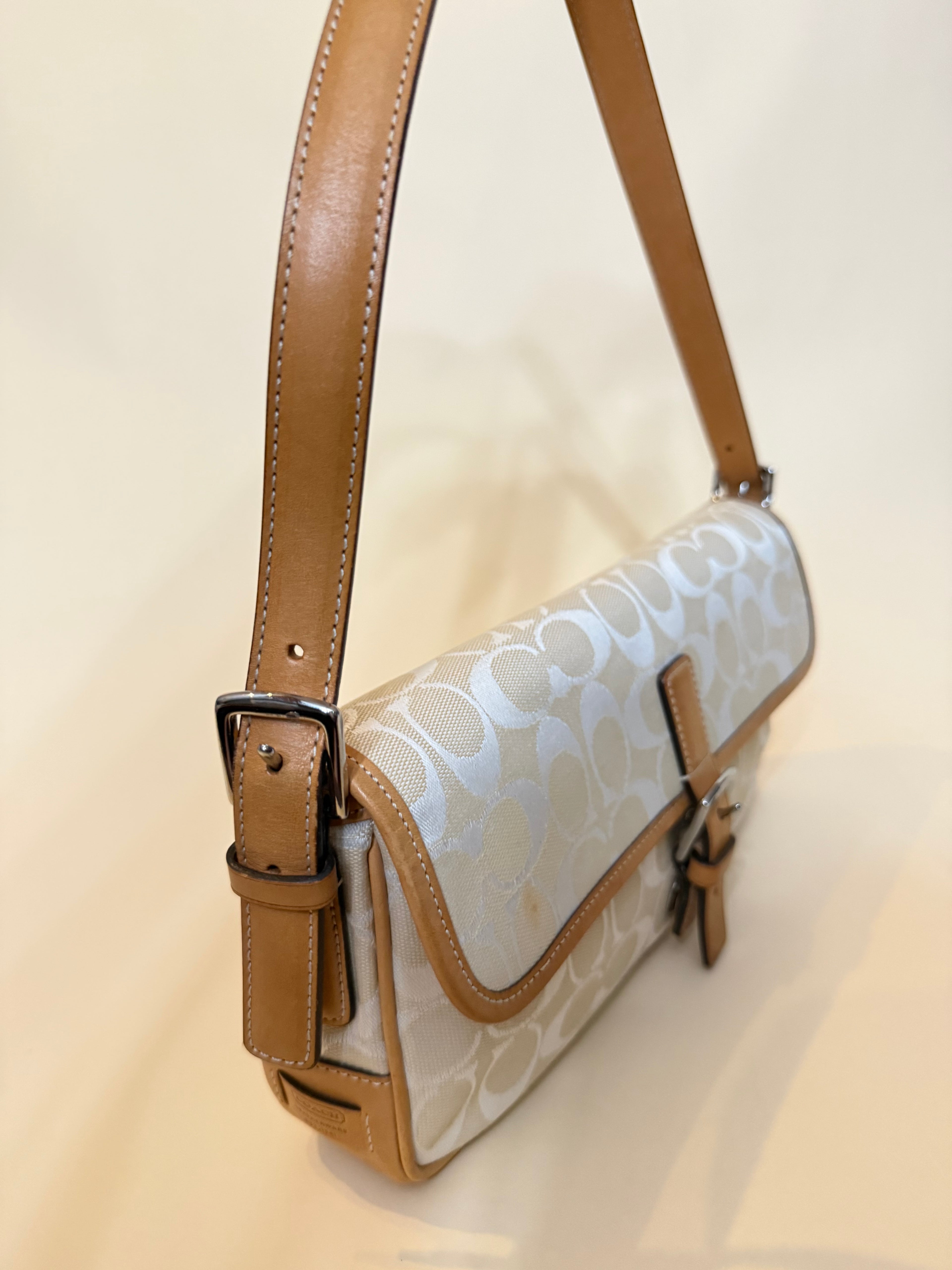 Coach Hampton Soho Baguette in Ivory/Cream